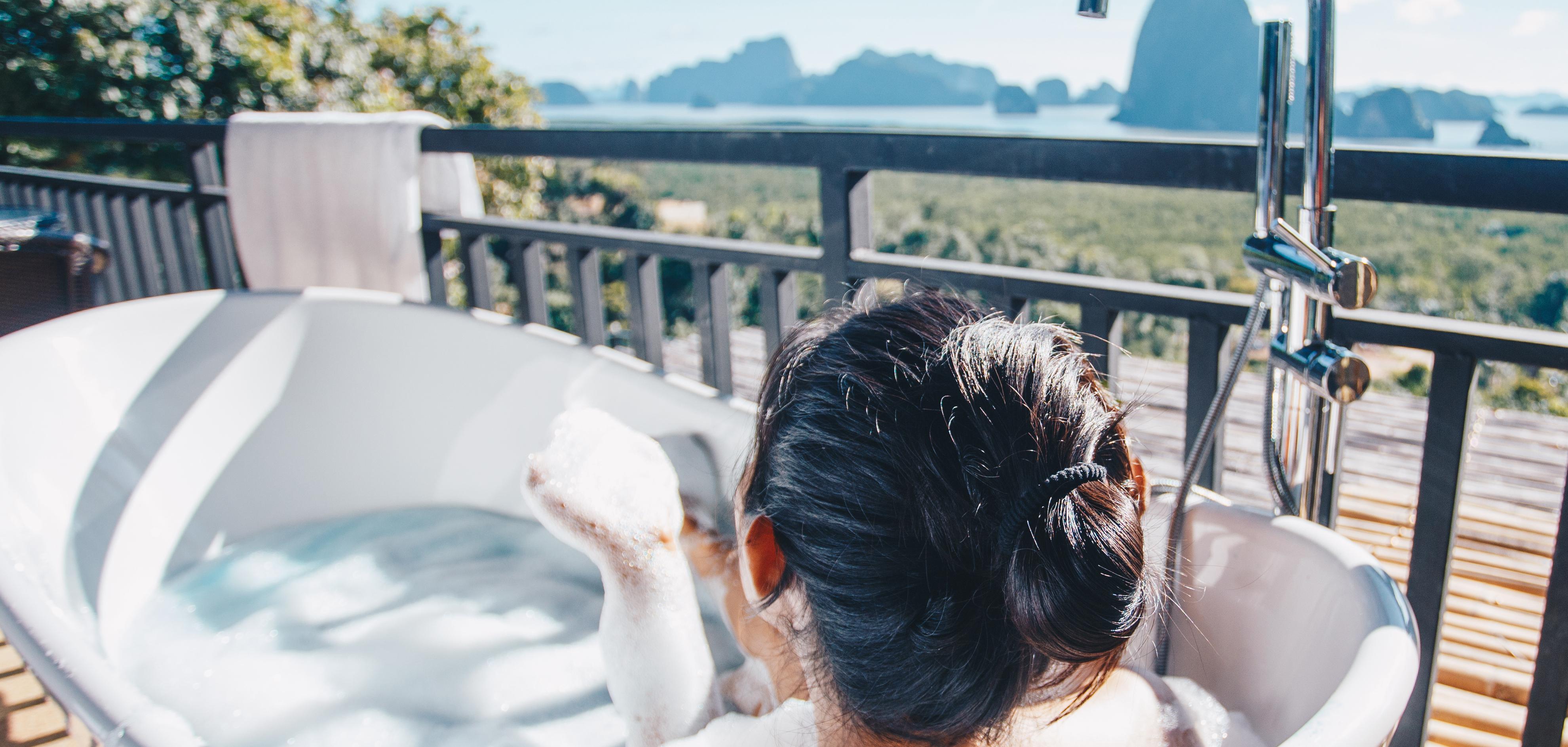 Bateria wannowa jednouchwytowa wolnostojąca Yoka Home Spa chrom